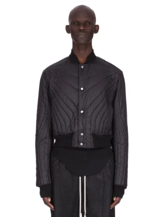RICK OWENS FW25 CONCORDIANS GESTEPPTE FLUGHÜLLE IN SCHWARZEM NYLON RU02E1727NPT1-09